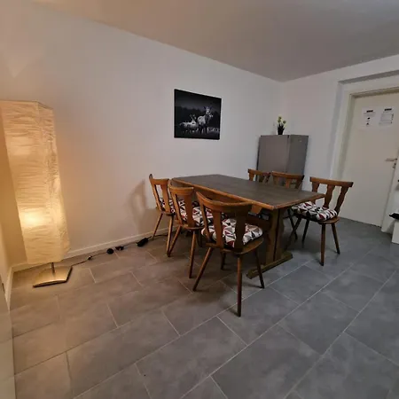 Apartamento Livbiz - *