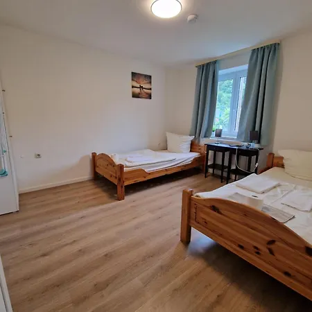 Livbiz - *